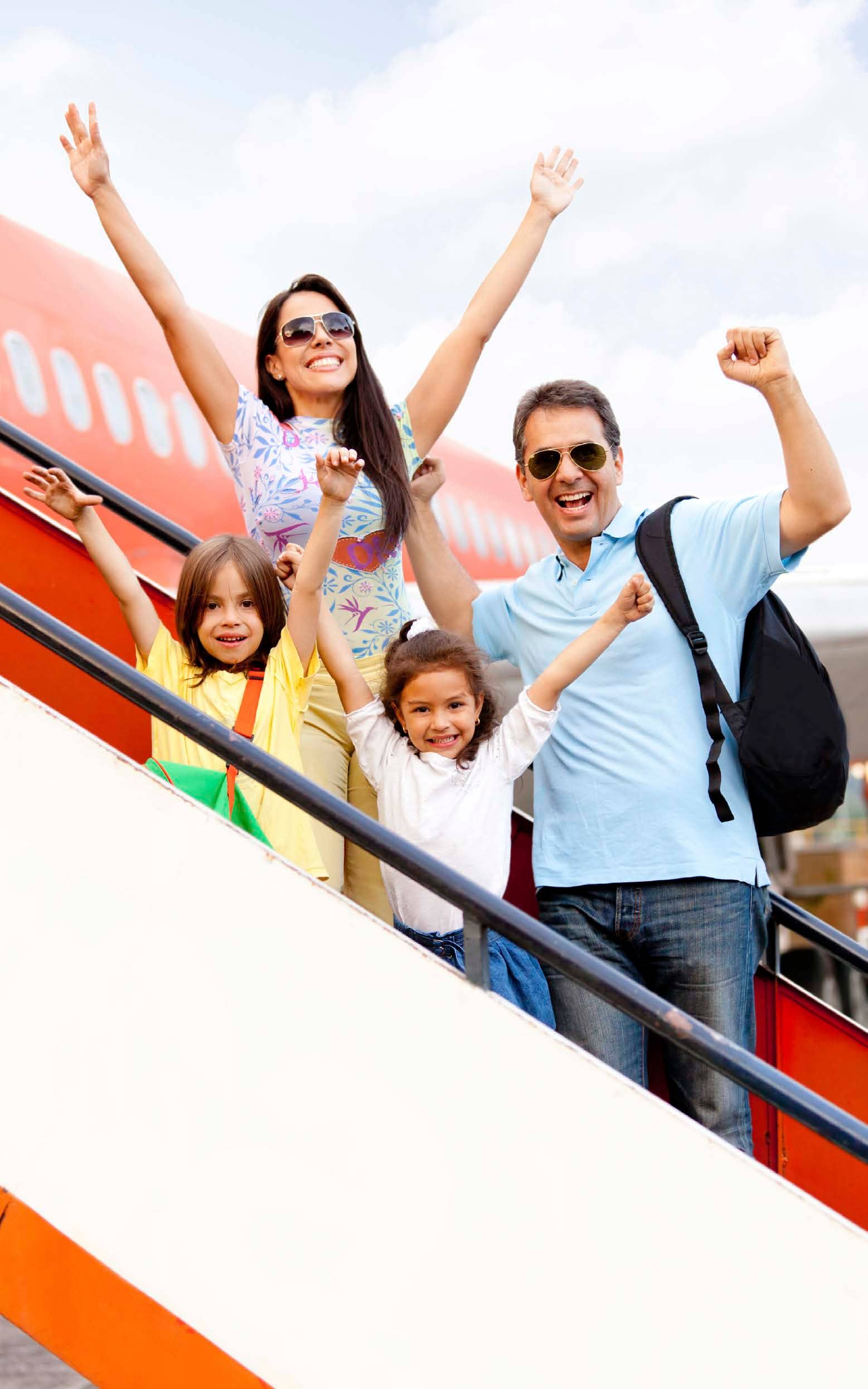Traveling family deplaning together